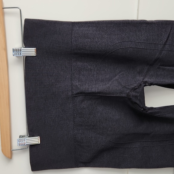 Old Skool Lululemon seamless leggings - Picture 5 of 7